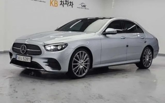 수원중고자동차매매 E-클래스 W213 E350 4MATIC AMG LINE 매물 사진 3 - 2022/05 18,217km